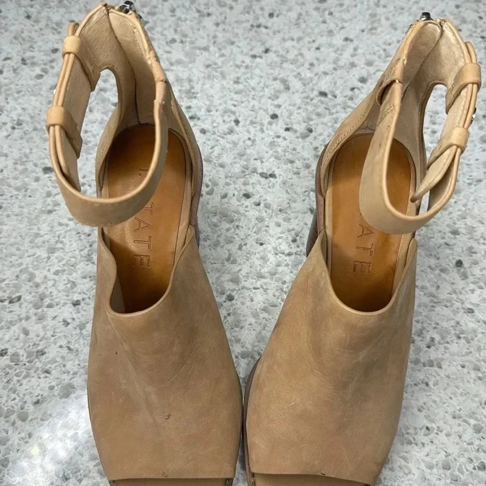 1.State 6m Faen ankle strap leather upper heeled sandals no signs of wear